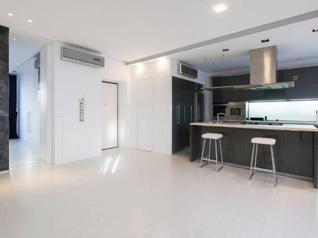 Appartamento in vendita a Milano MI