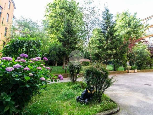 Appartamento in vendita a Milano MI