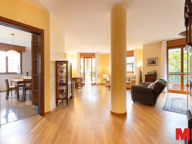 Appartamento in vendita a Milano MI