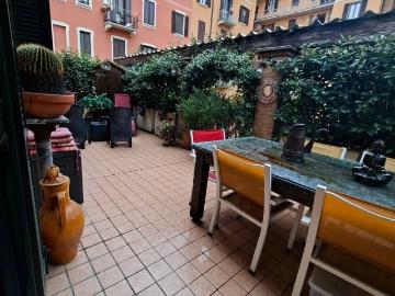Appartamento in vendita a Milano MI