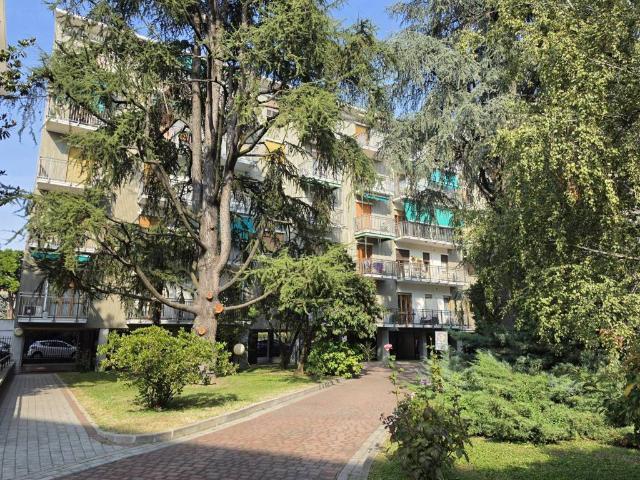 Appartamento in vendita a Milano MI
