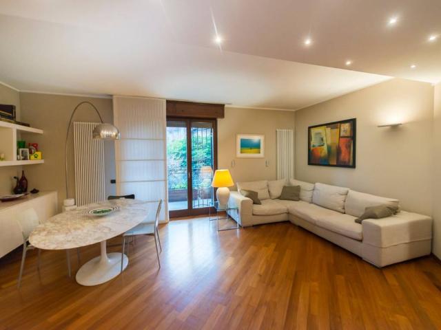 Appartamento in vendita a Milano MI