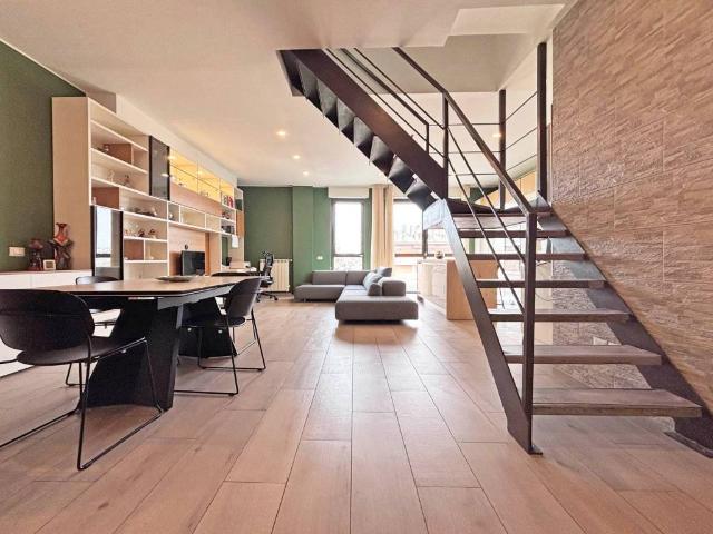 Appartamento in vendita a Milano MI