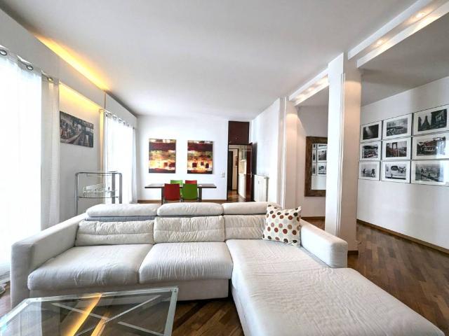 Appartamento in vendita a Milano MI