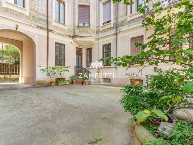 Appartamento in vendita a Milano MI