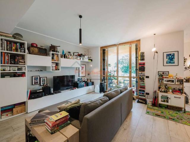 Appartamento in vendita a Milano MI