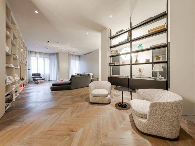 Appartamento in vendita a Milano MI