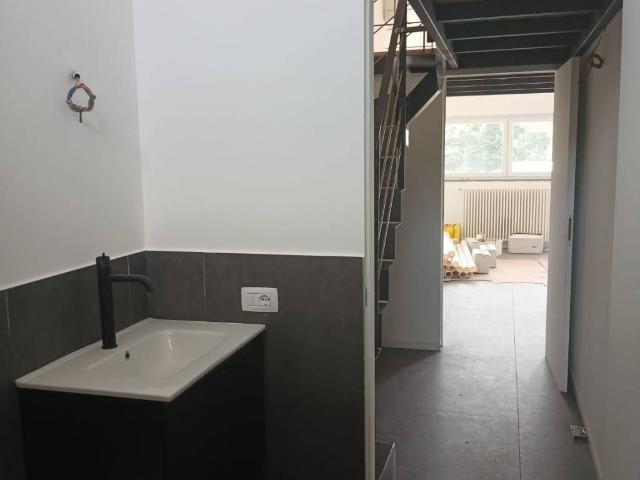 Appartamento in vendita a Milano MI