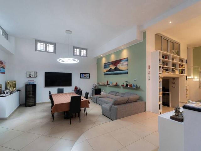 Loft / Open Space in vendita a Milano MI