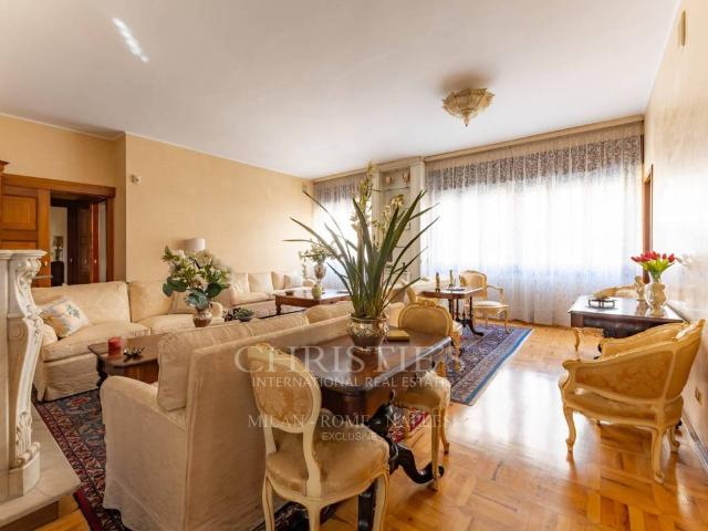 Appartamento in vendita a Milano MI