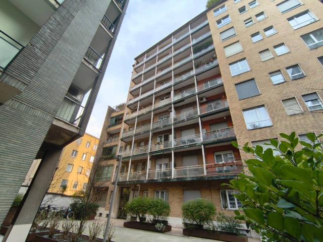 Appartamento in vendita a Milano MI