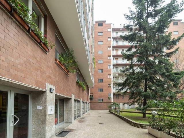 Appartamento in vendita a Milano MI