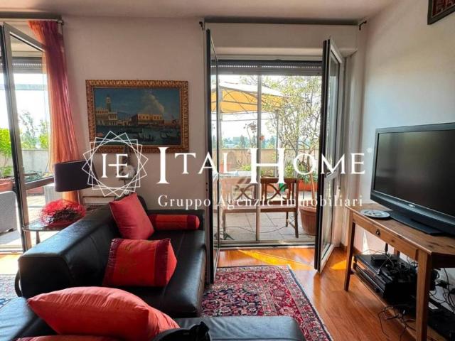 Appartamento in vendita a Milano MI