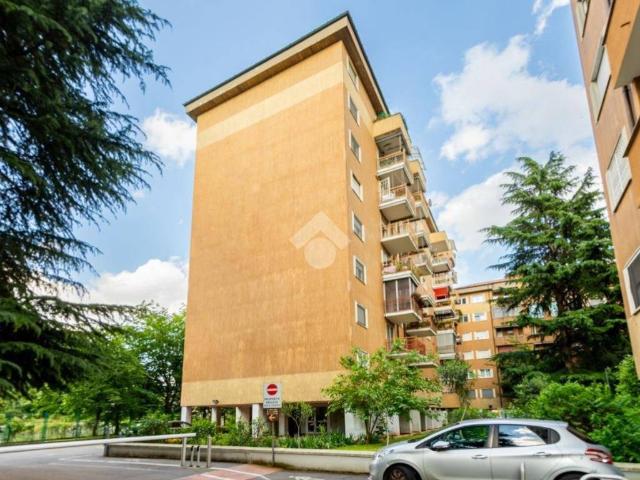 Appartamento in vendita a Milano MI