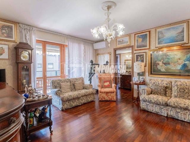 Appartamento in vendita a Milano MI