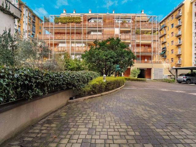 Appartamento in vendita a Milano MI