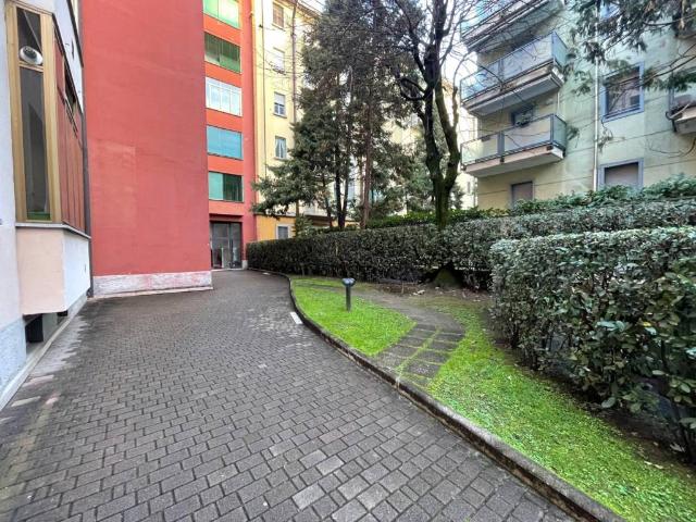 Appartamento in vendita a Milano MI