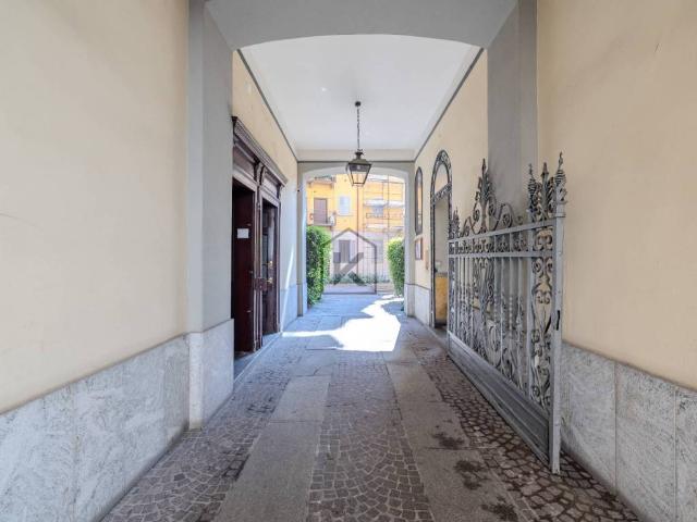 Appartamento in vendita a Milano MI