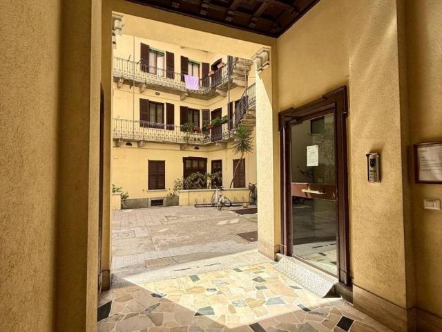 Appartamento in vendita a Milano MI