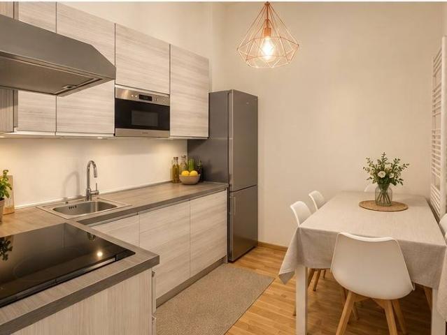 Appartamento in vendita a Milano MI