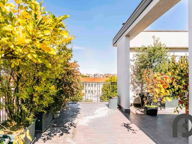 Appartamento in vendita a Milano MI