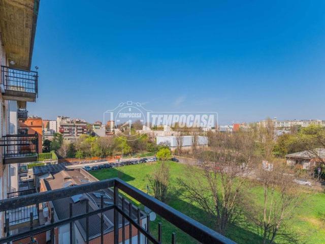Appartamento in vendita a Milano MI