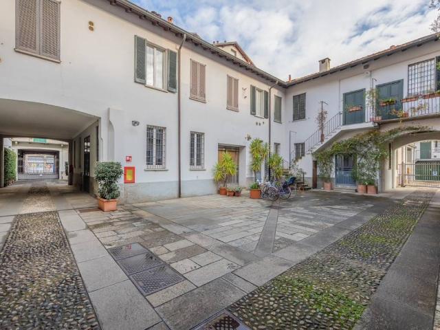 Appartamento in vendita a Milano MI