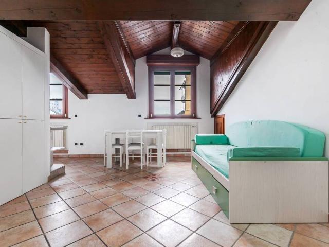 Appartamento in vendita a Milano MI