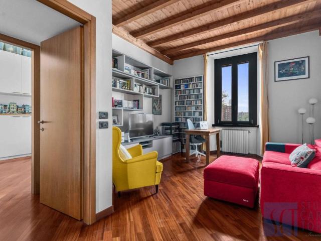 Appartamento in vendita a Milano MI