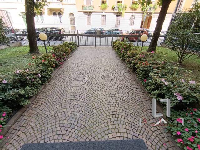 Appartamento in vendita a Milano MI