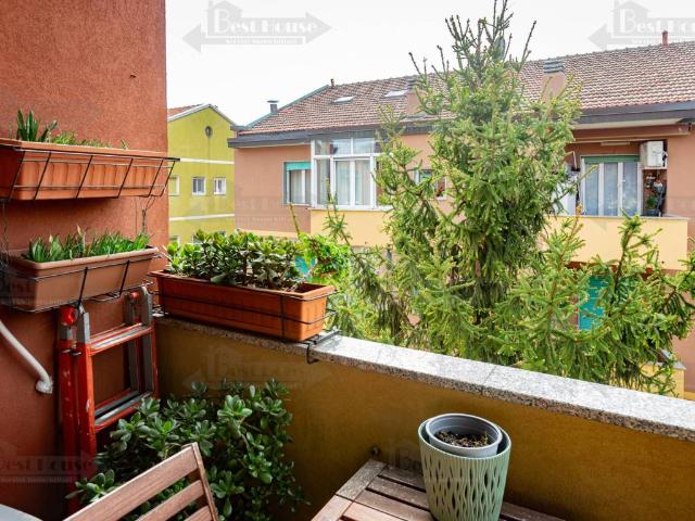Appartamento in vendita a Milano MI