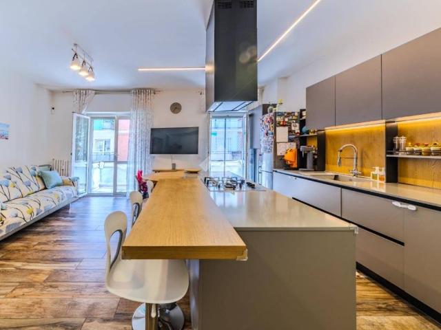 Appartamento in vendita a Milano MI