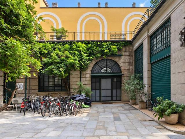 Appartamento in vendita a Milano MI