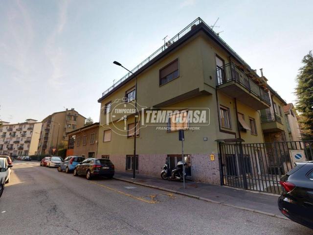 Appartamento in vendita a Milano MI