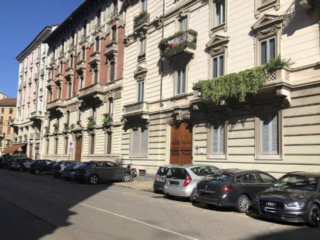Appartamento in vendita a Milano MI