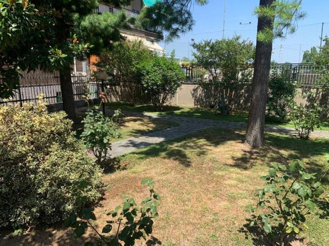 Appartamento in vendita a Trezzano sul Naviglio MI