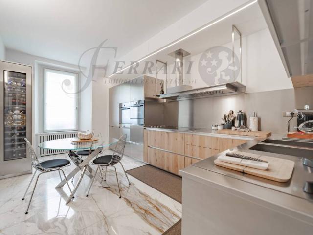 Appartamento in vendita a Milano MI