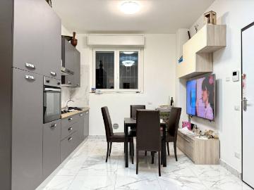 Appartamento in vendita a Milano MI