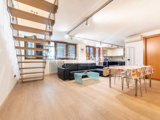 Appartamento in vendita a Milano MI