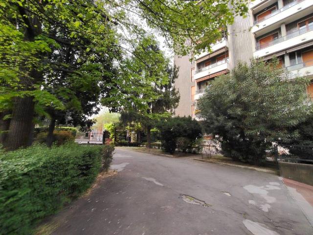 Appartamento in vendita a Milano MI
