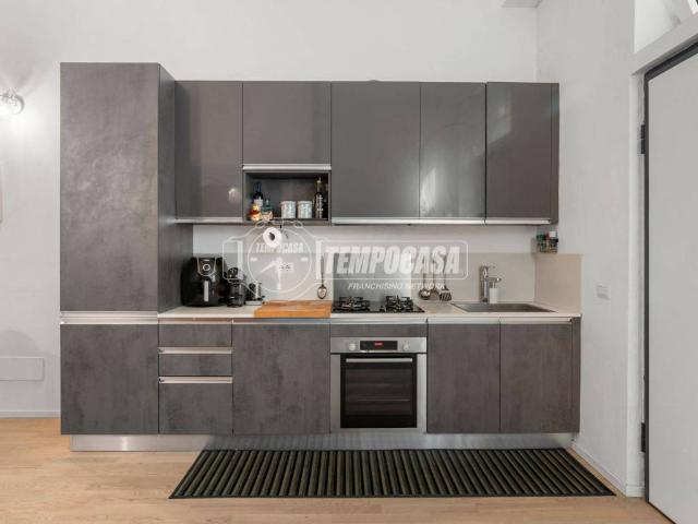 Appartamento in vendita a Milano MI