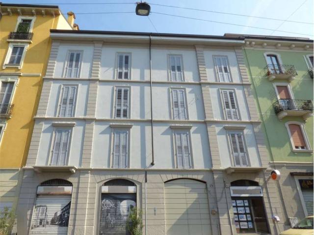 Appartamento in vendita a Milano MI