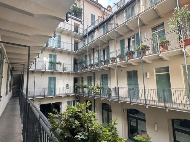 Appartamento in vendita a Milano MI