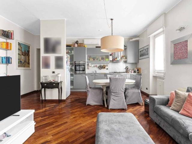 Appartamento in vendita a Milano MI