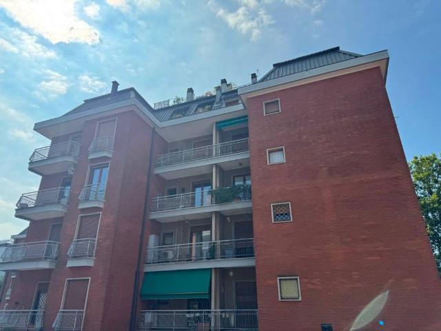 Appartamento in vendita a Milano MI