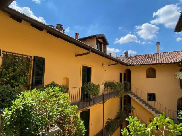 Appartamento in vendita a Milano MI