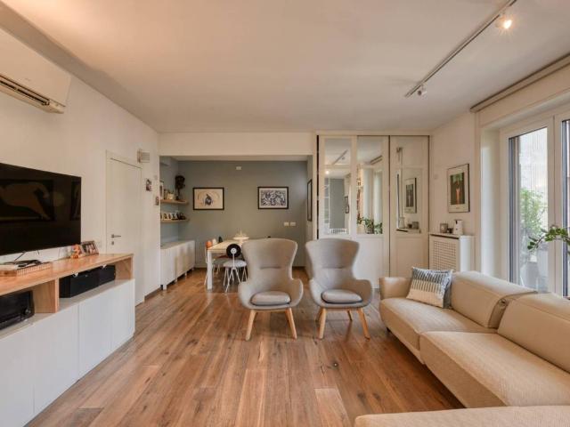 Appartamento in vendita a Milano MI