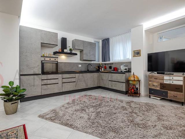 Appartamento in vendita a Milano MI