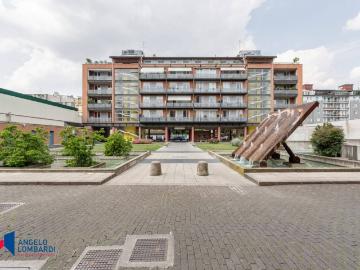 Appartamento in vendita a Milano MI