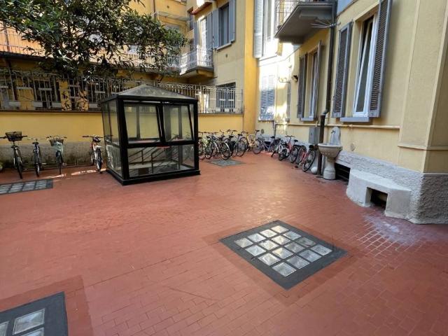 Appartamento in vendita a Milano MI